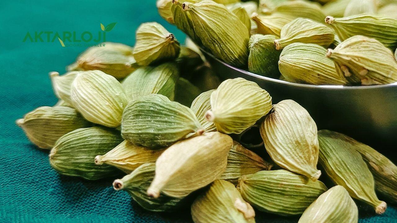 Kakule Çekirdeği Ne İşe Yarar? Kakule Çekirdeği Faydaları Nelerdir?