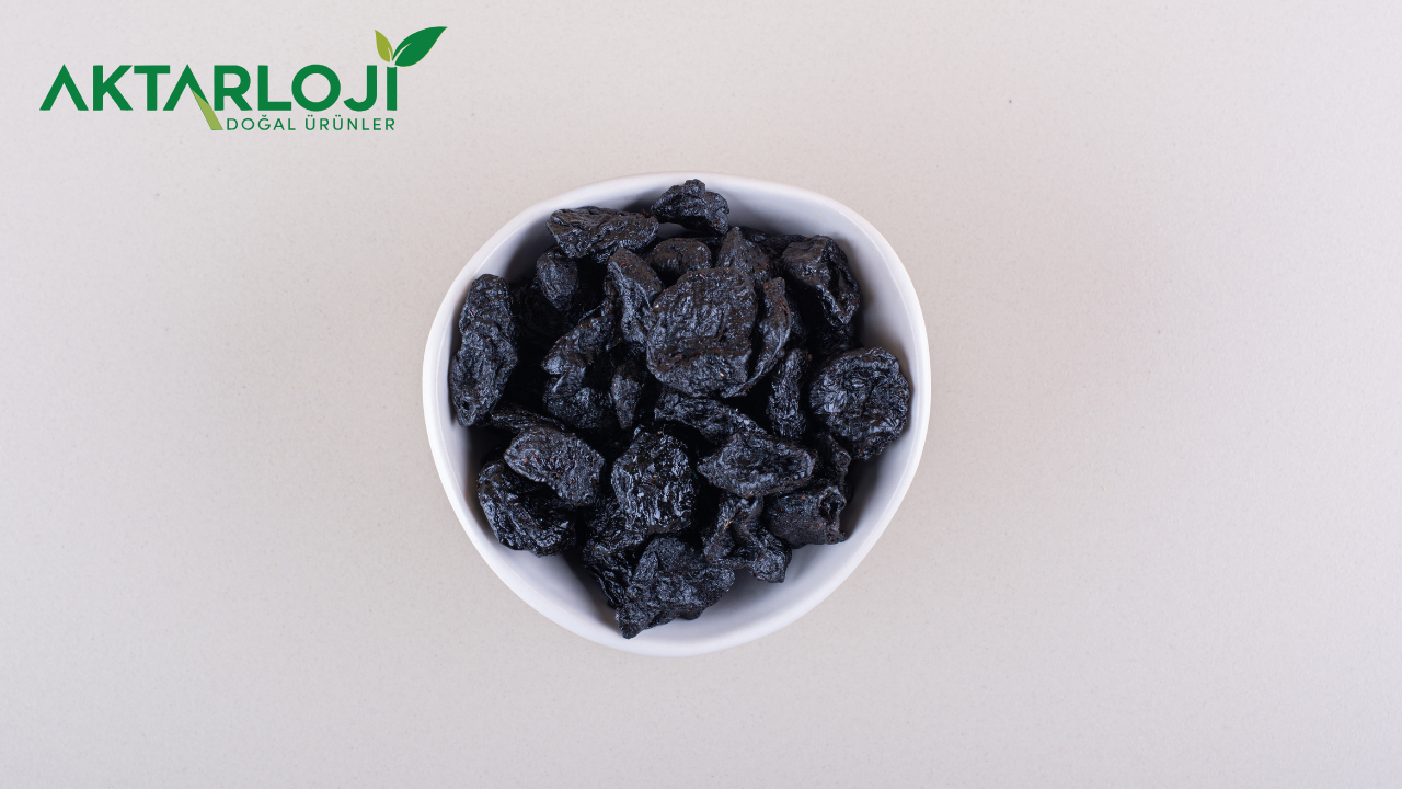 Çekirdekli Erik Kurusu Faydaları Neler? Günde Kaç Tane Yemeli?